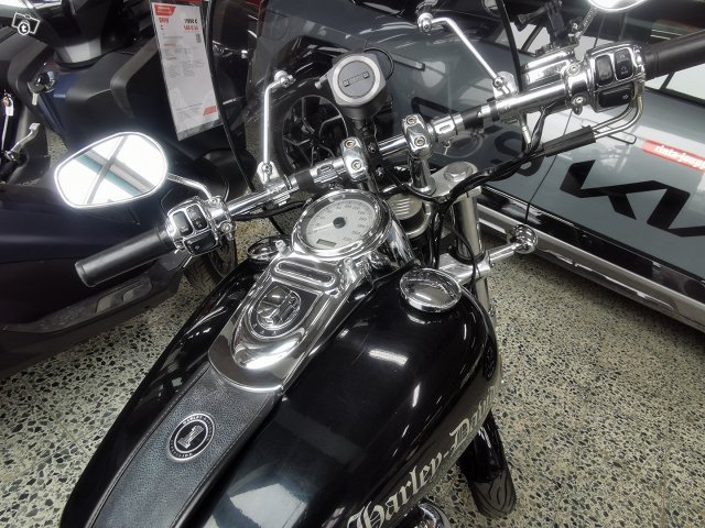 Harley-Davidson FXDC DYNA SUPER GLIDE 3