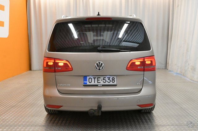 Volkswagen Touran 7