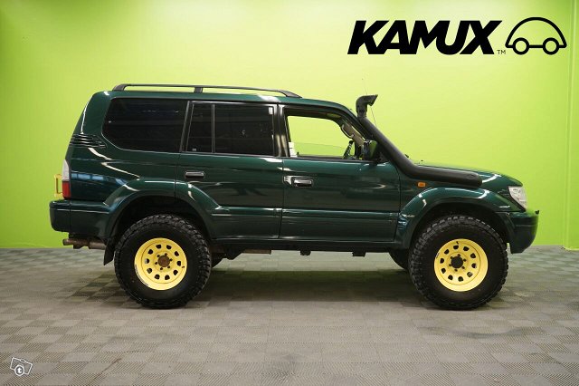 Toyota Land Cruiser 2