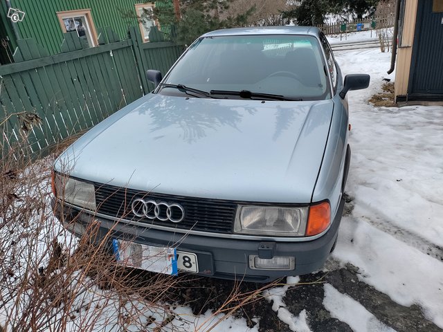 Audi 80-sarja 2