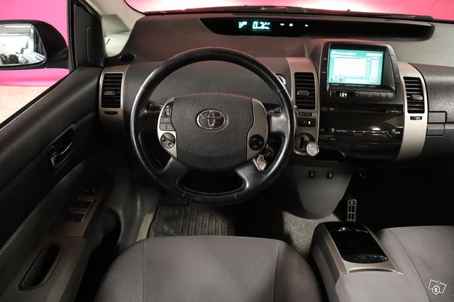 Toyota Prius 3
