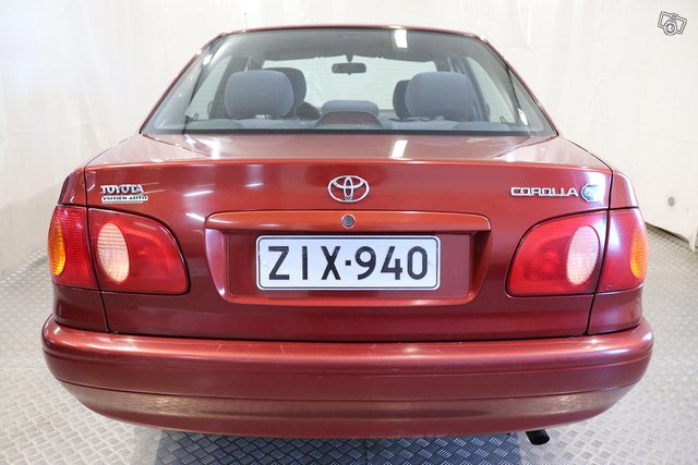 Toyota Corolla 12