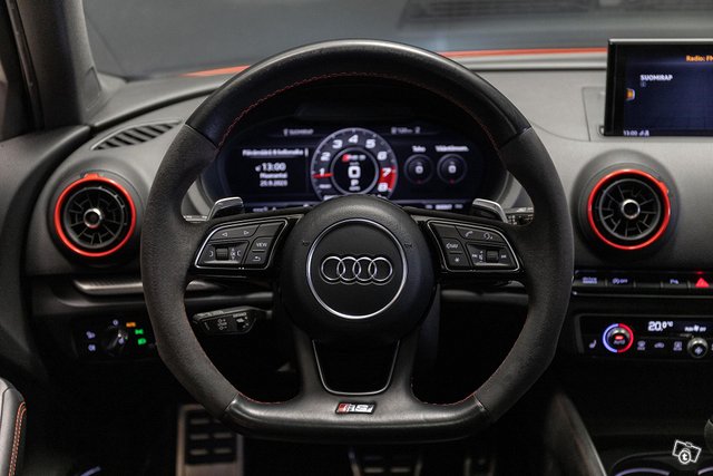 Audi RS3 9