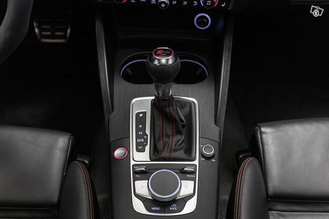 Audi RS3 11