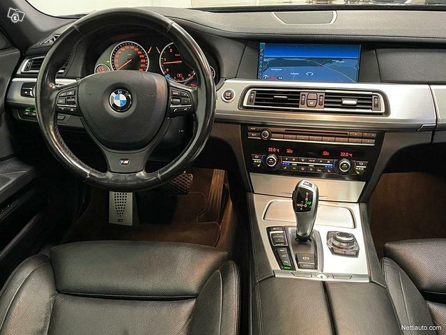 BMW 740 3