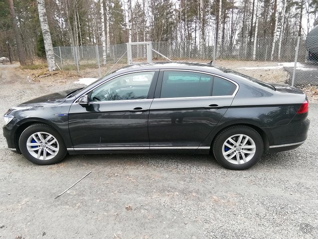 Volkswagen Passat 11