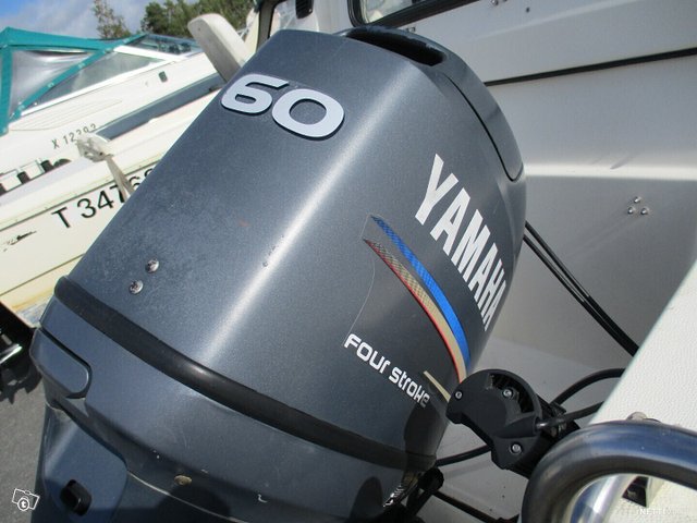 Bella 580 L / Yamaha F60 9
