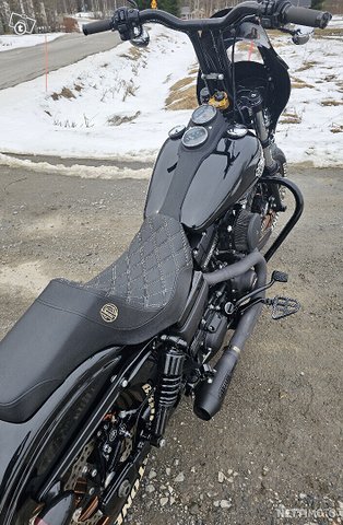 Harley-Davidson Dyna 14