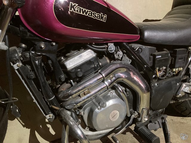 Kawasaki Custom 3