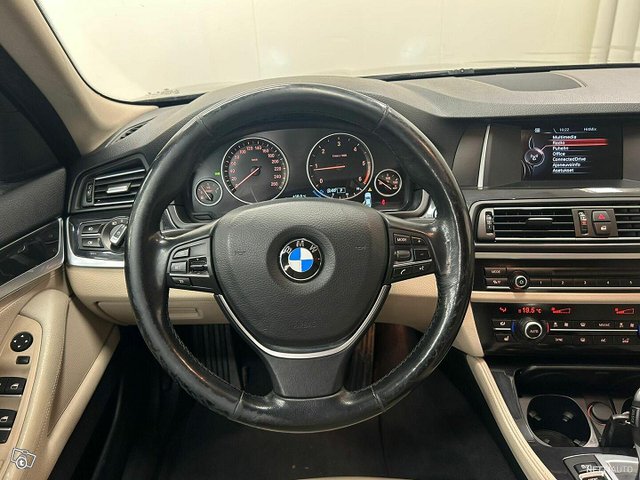 BMW 520 11