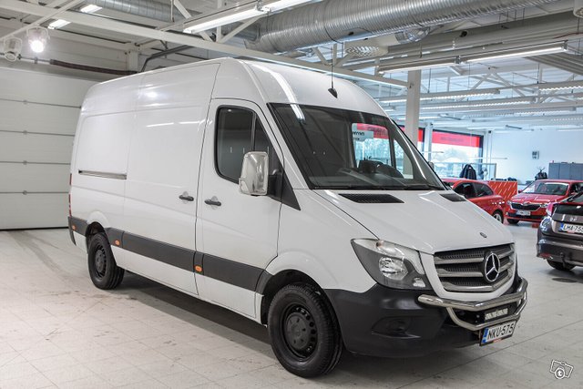 Mercedes-Benz Sprinter 2