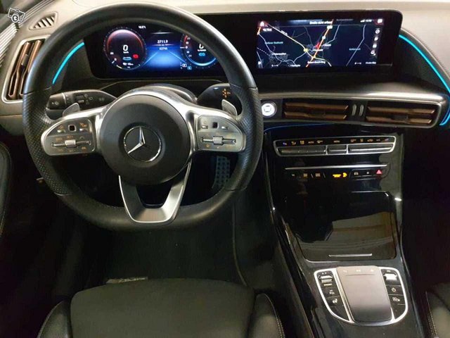 Mercedes-Benz EQC 5