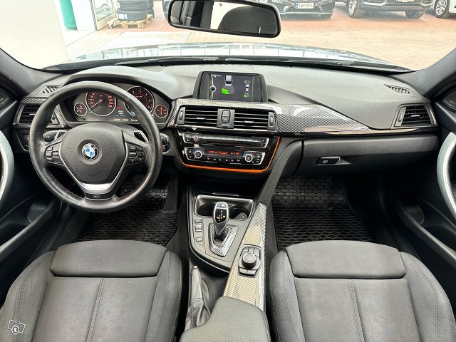 BMW 320 9