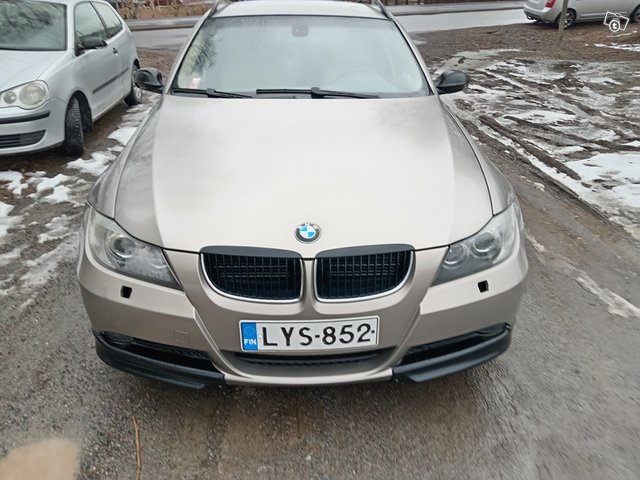 BMW 3-sarja 3