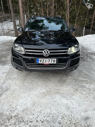 Volkswagen Touareg 2