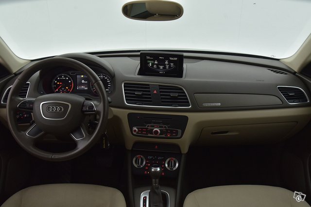 Audi Q3 18