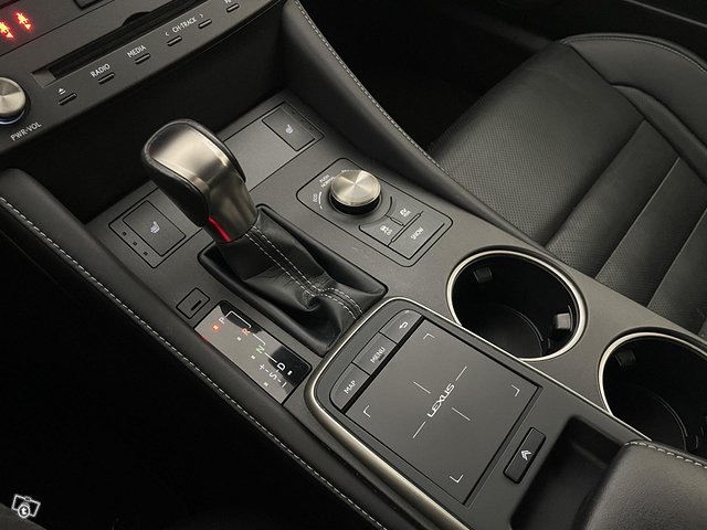 Lexus RC 14