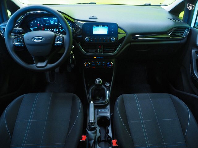 Ford Fiesta 9