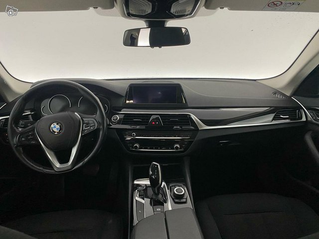 BMW 518 10