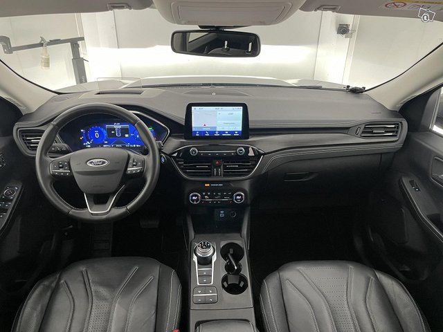 Ford Kuga 12