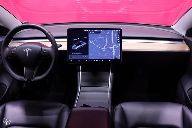 Tesla Model 3 3