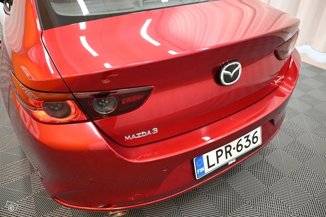 Mazda 3 10