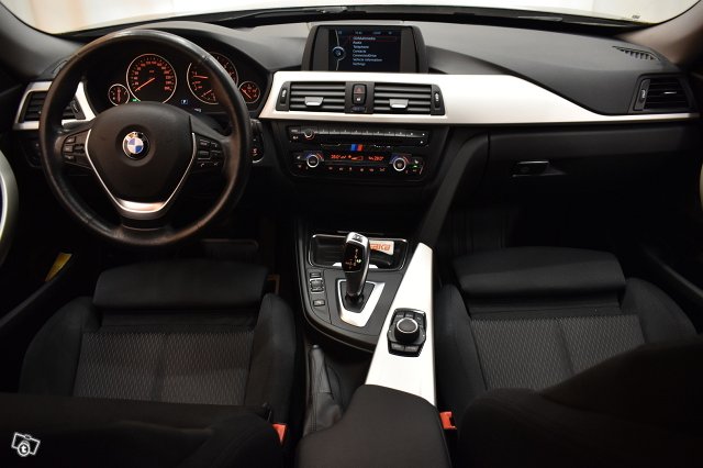BMW 328 Gran Turismo 16
