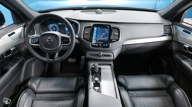 Volvo XC90 12
