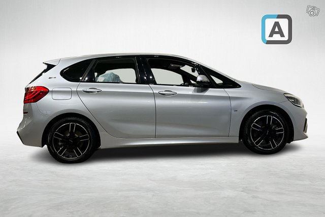 BMW 2-sarja 8