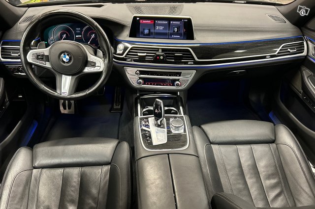 BMW 7-sarja 9