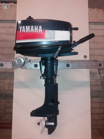Yamaha 4hv 2tahtinen, kuva 1