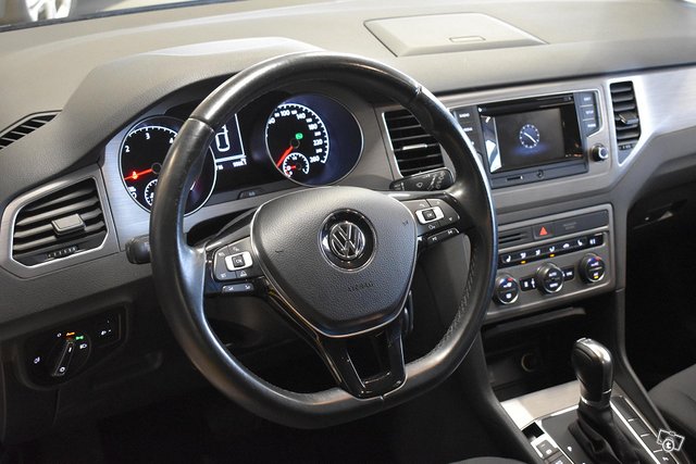 Volkswagen Golf Sportsvan 5
