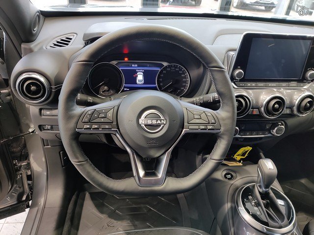 NISSAN Juke 6