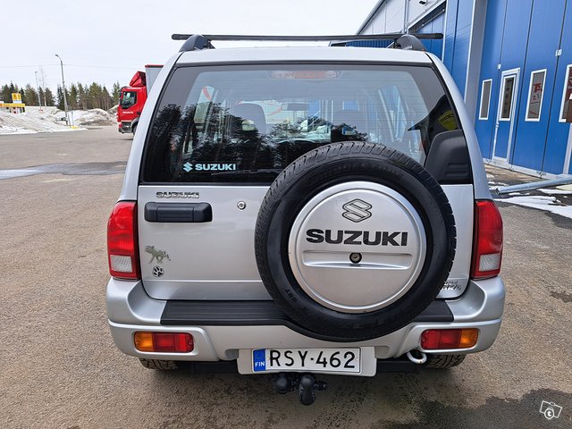 Suzuki Grand Vitara 6