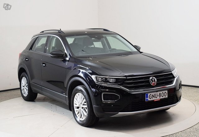 Volkswagen T-Roc 3