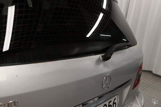 Mercedes-Benz B 24