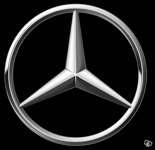 Mercedes-Benz E farmari vetokoukulla