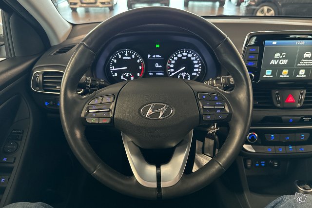 Hyundai I30 Hatchback 11
