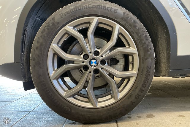 BMW X4 11