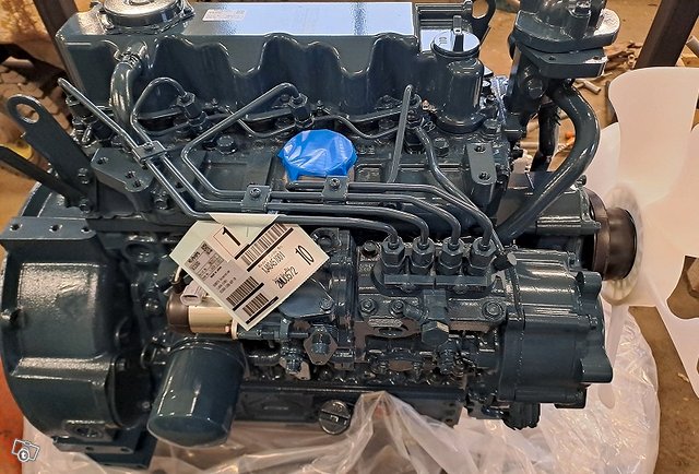 Käyttämätön Kubota V3300 työkonemoottori, sis alv, kuva 1