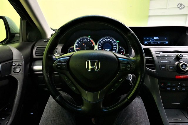 Honda Accord 13