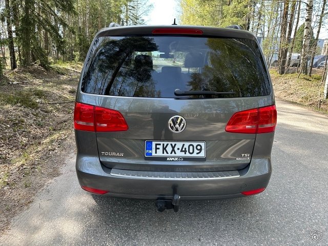 Volkswagen Touran 16