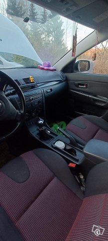 Mazda 3 9
