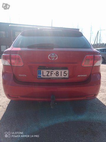 Toyota Avensis 5