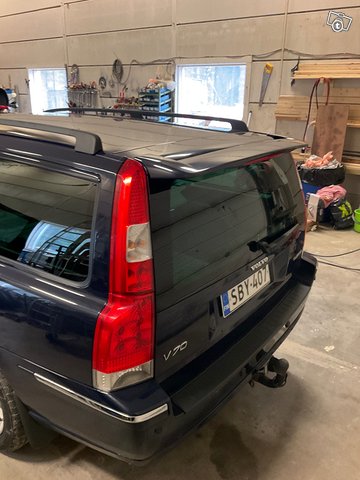 Volvo V70 3