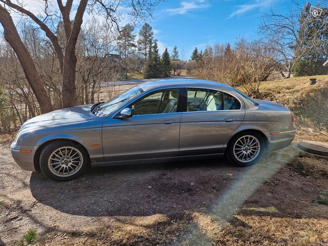 Jaguar S-Type 3