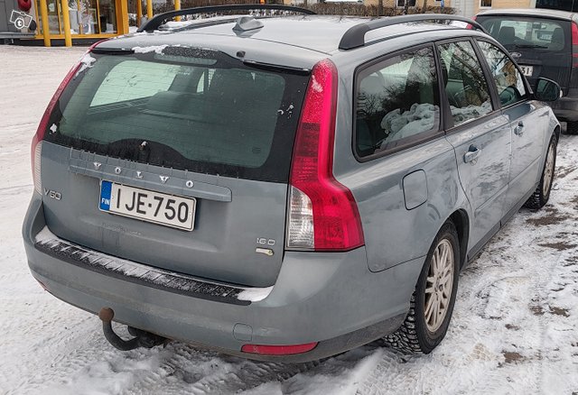 Volvo V50 4