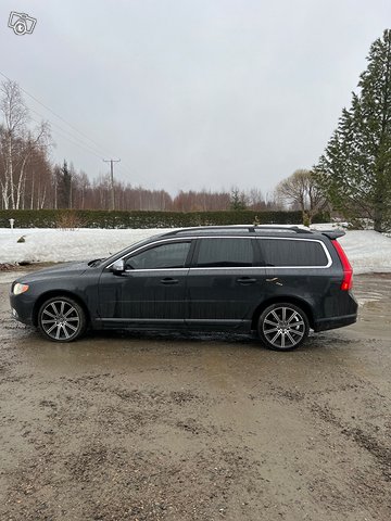 Volvo V70 1