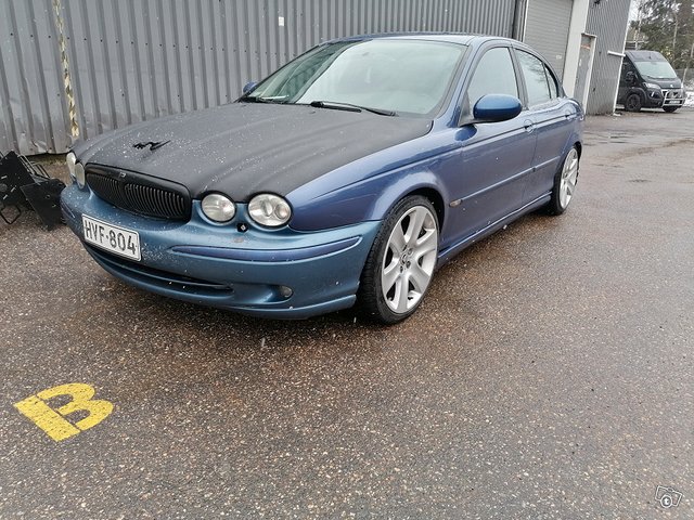 Jaguar X-Type, kuva 1