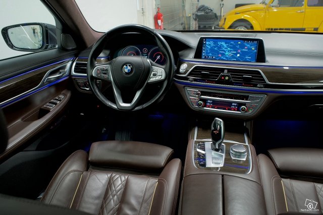 BMW 740 10